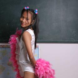 3SchoolGirls.com Model Babylyn Set 13 (1).jpg